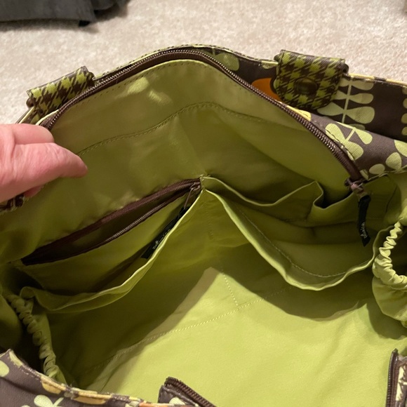 Petunia Pickle Bottom Wistful Weekender Diaper Bag in Adoring Autumn - Picture 11 of 16